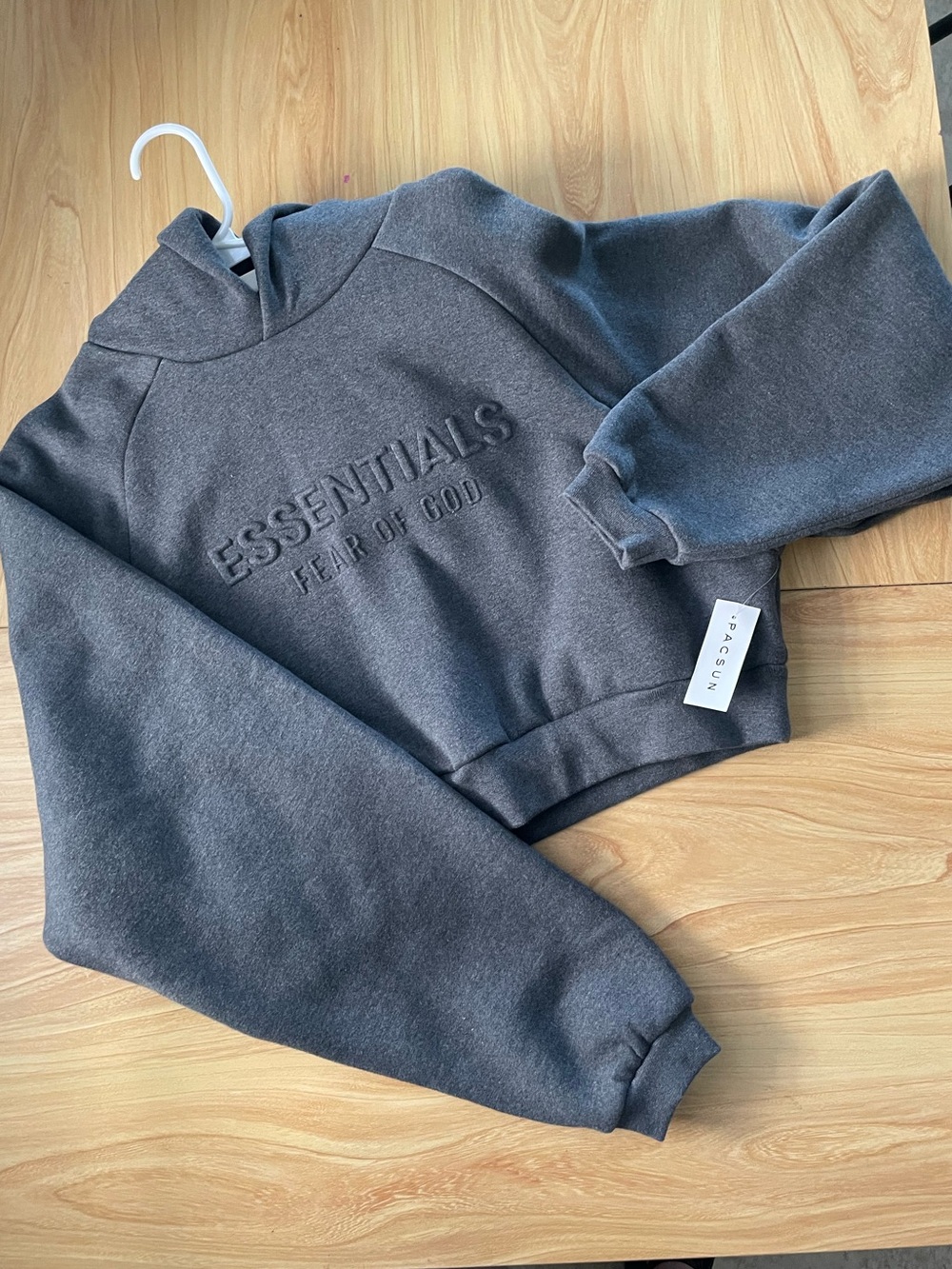 Fear of God ESSENTIALS Women's '90s Embossed Raglan Cropped Hoodie